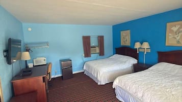 Double or Twin Room | Desk, iron/ironing board, free WiFi, bed sheets