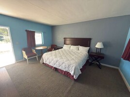 Single Room, 1 Queen Bed, Non Smoking, Air conditioning