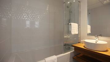 Coffres-forts dans les chambres, ameublement personnalisé, bureau