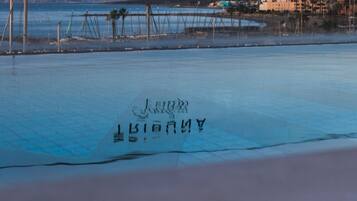 Outdoor pool, pool umbrellas