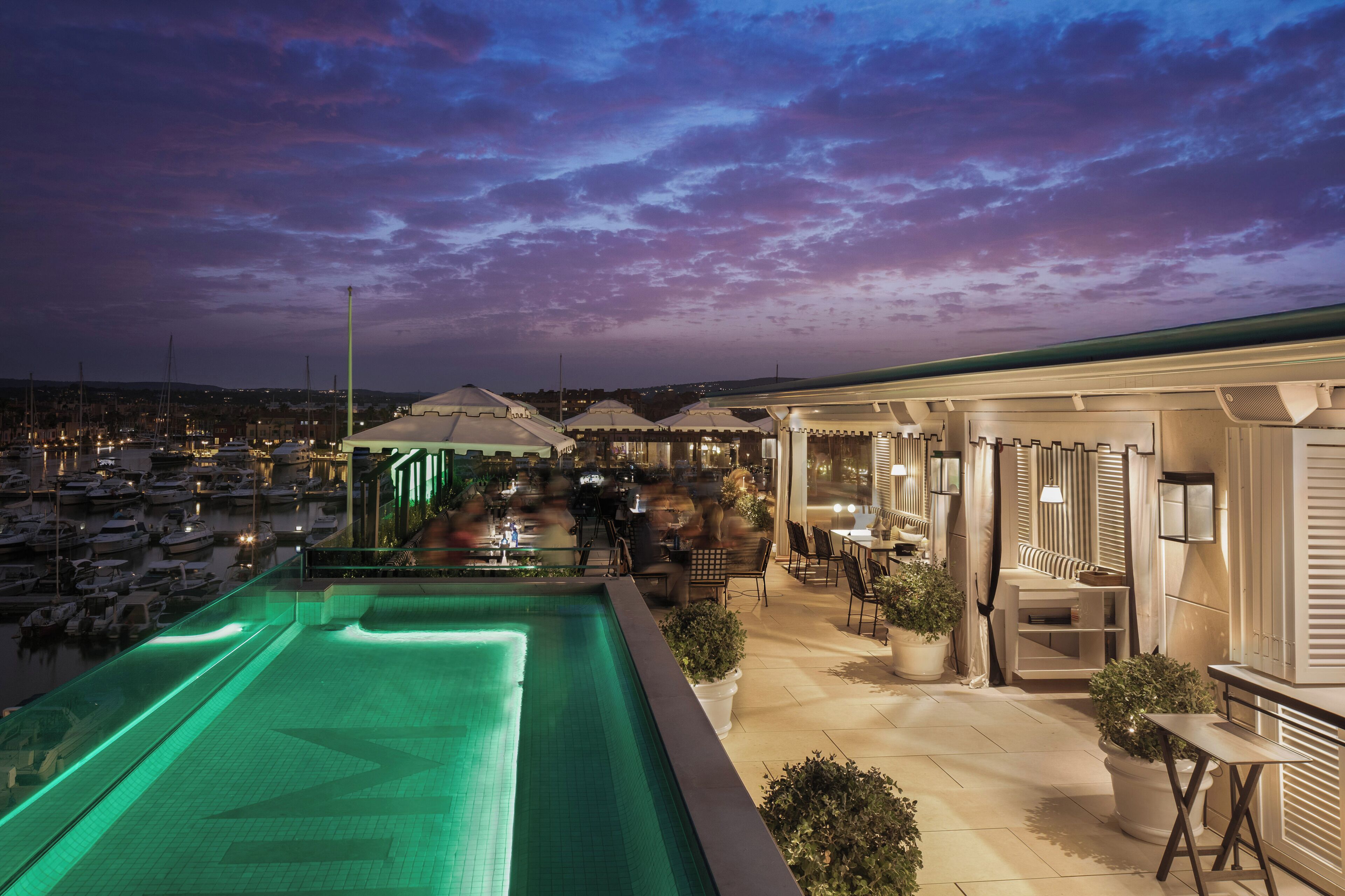 Outdoor pool, pool umbrellas