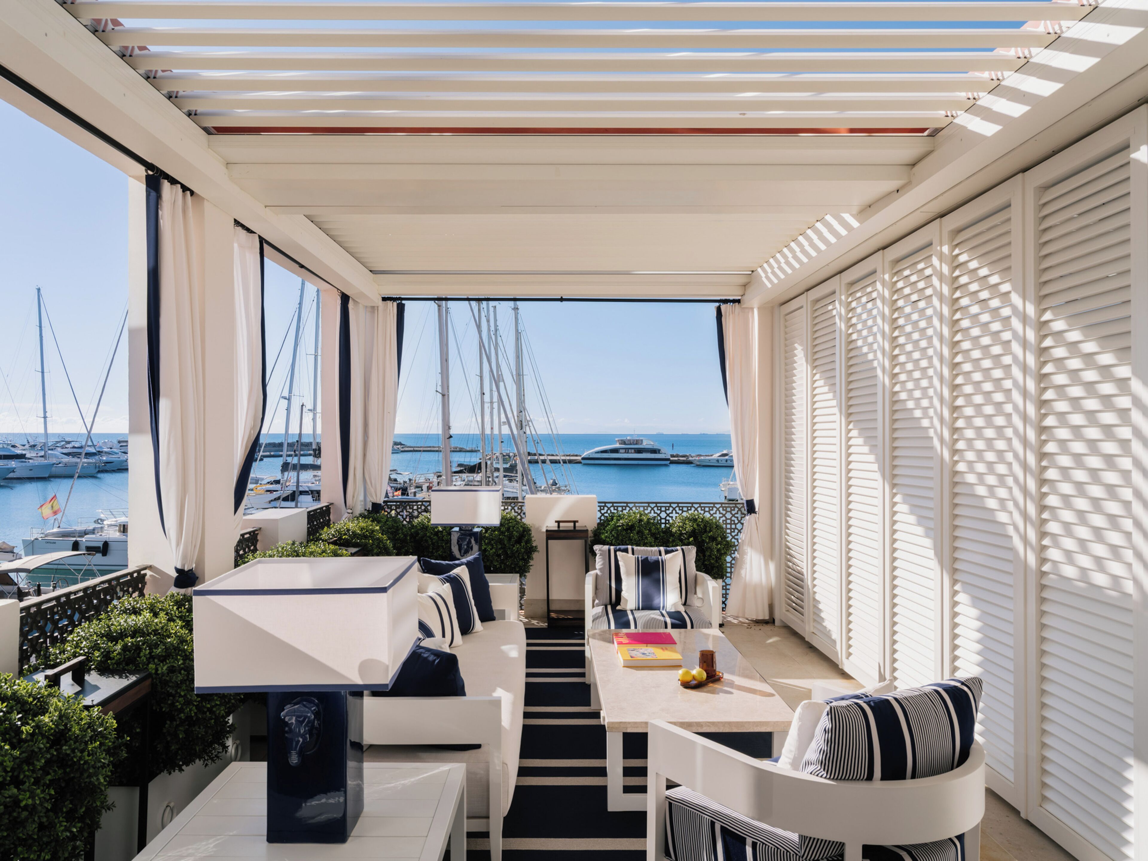 Junior Suite, Terrace, Sea View | Free WiFi, bed sheets