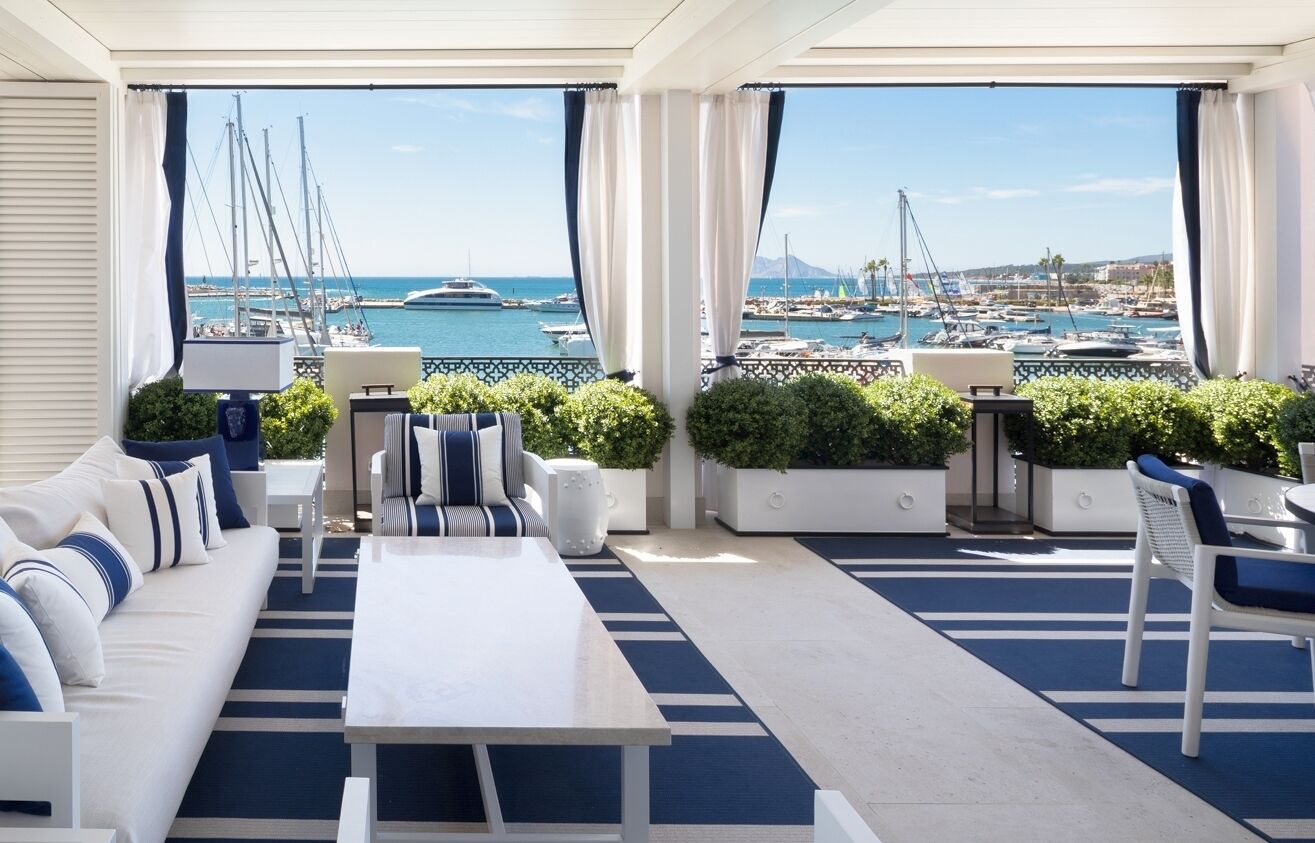 suite mim | premium bedding, minibar, in-room safe, desk