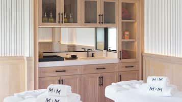 Body treatments, facials, manicures and pedicures