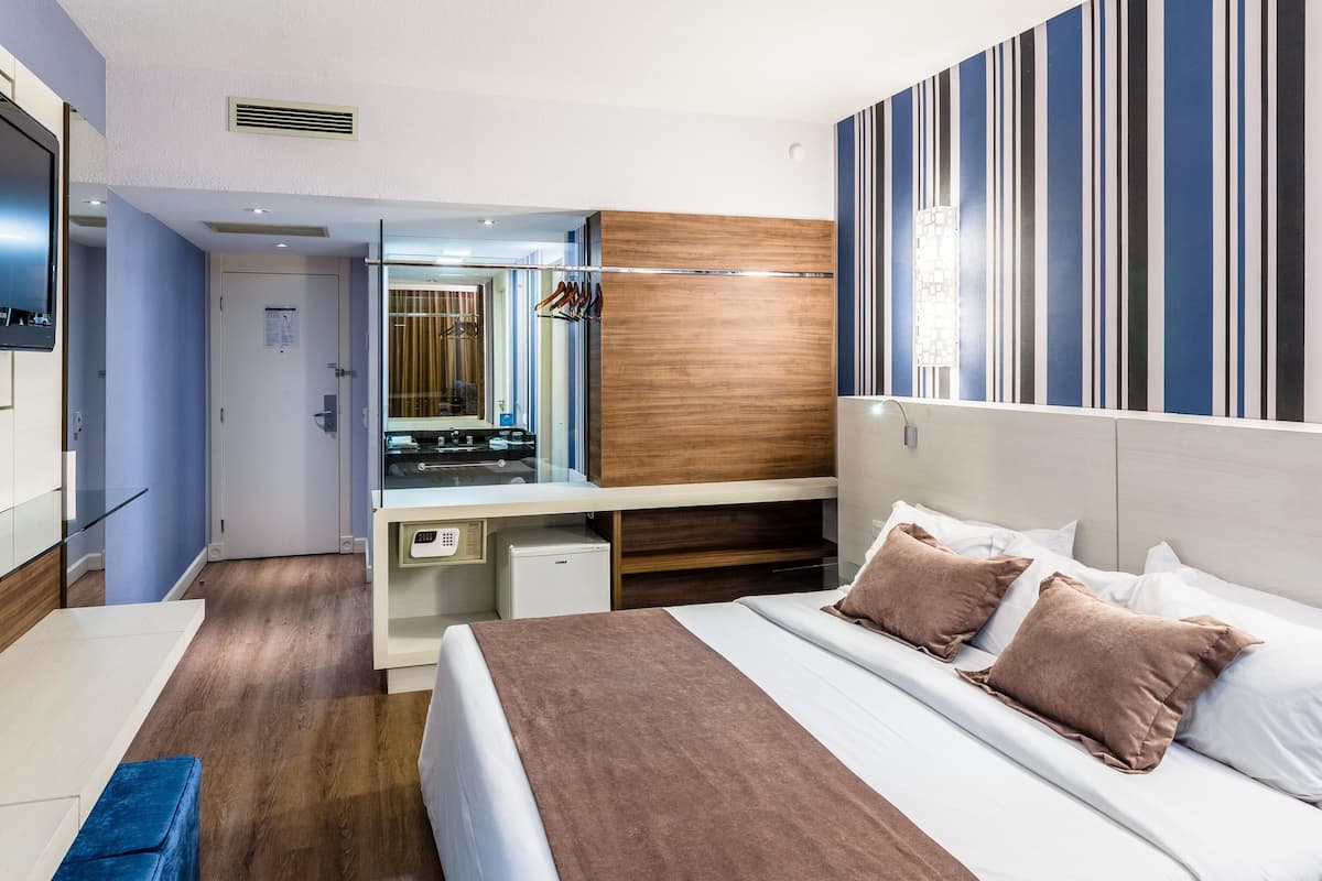 1 bedroom, minibar, in-room safe, desk