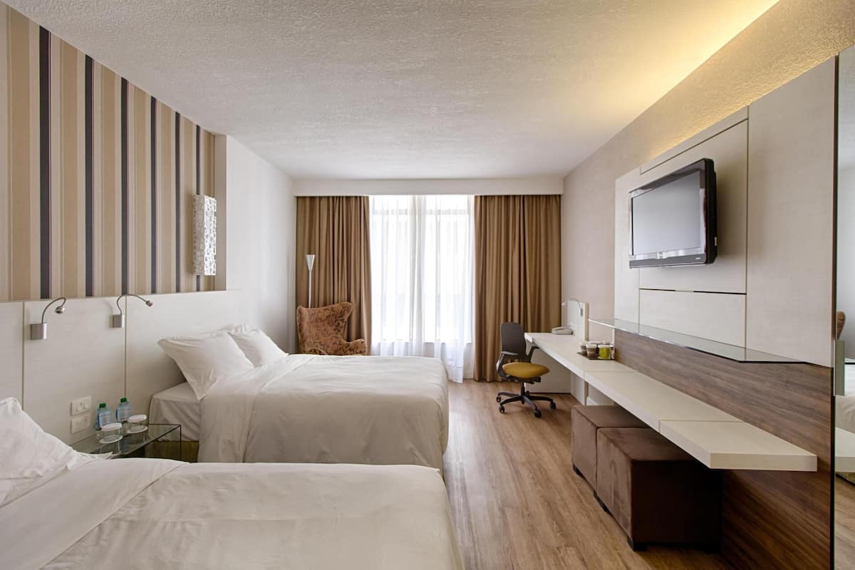 1 bedroom, minibar, in-room safe, desk