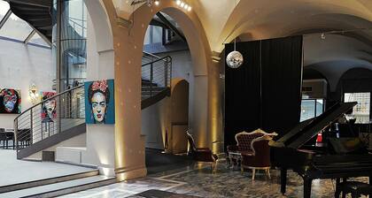 Borghese Palace Art Hotel
