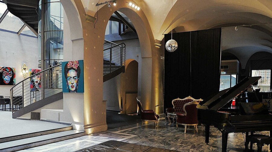 Borghese Palace Art Hotel