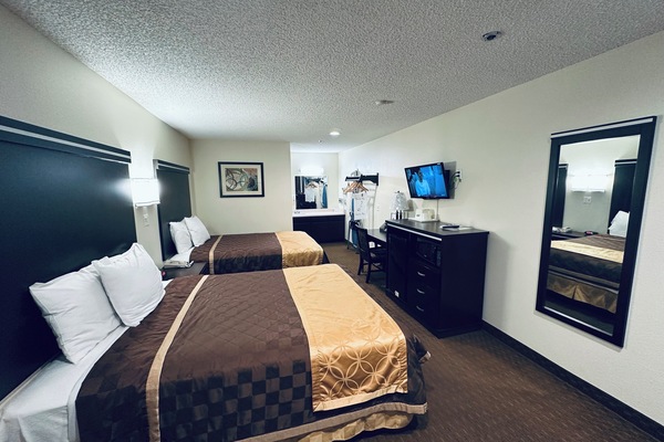 Room, 2 Queen Beds, Non Smoking | Desk, blackout drapes, iron/ironing board (on request), WiFi (free)