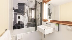 Eco-friendly toiletries, hair dryer, towels - Campanile NATURE - Mont de Marsan (Mont-de-Marsan)