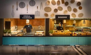 Breakfast, dinner, brunch served; Mediterranean cuisine 