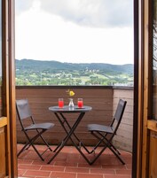 Minibar, in-room safe, desk, free WiFi