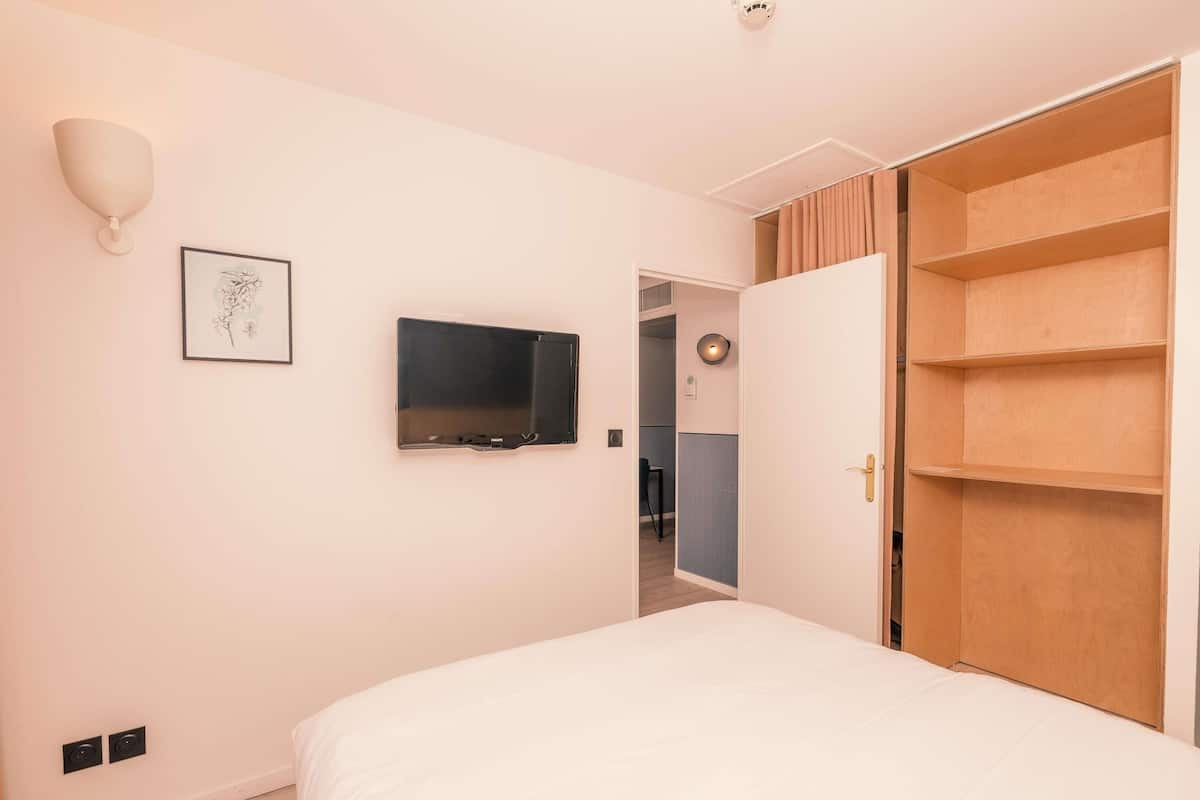 Lägenhet - 1 dubbelsäng med bäddsoffa - havsutsikt | Mörkläggningsgardiner, ljudisolering, strykjärn/strykbräda och resesäng