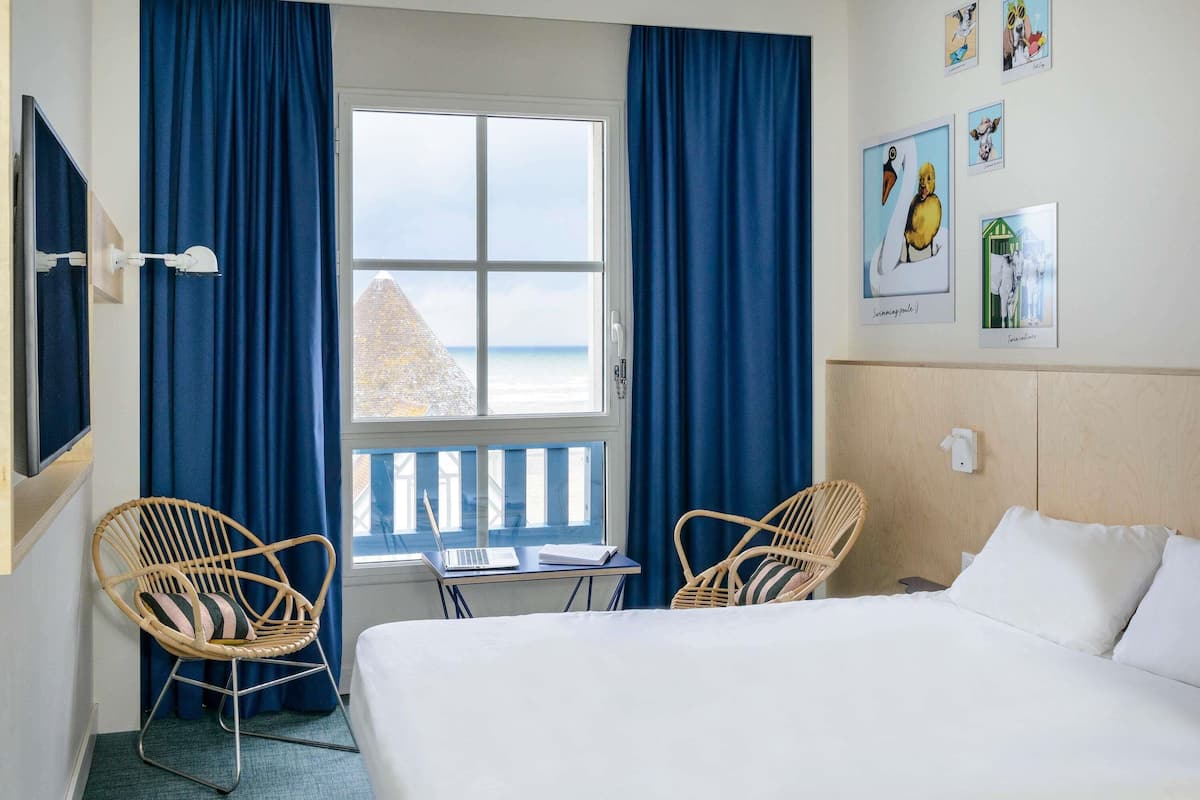 Standard Room, 1 Double Bed, Sea View