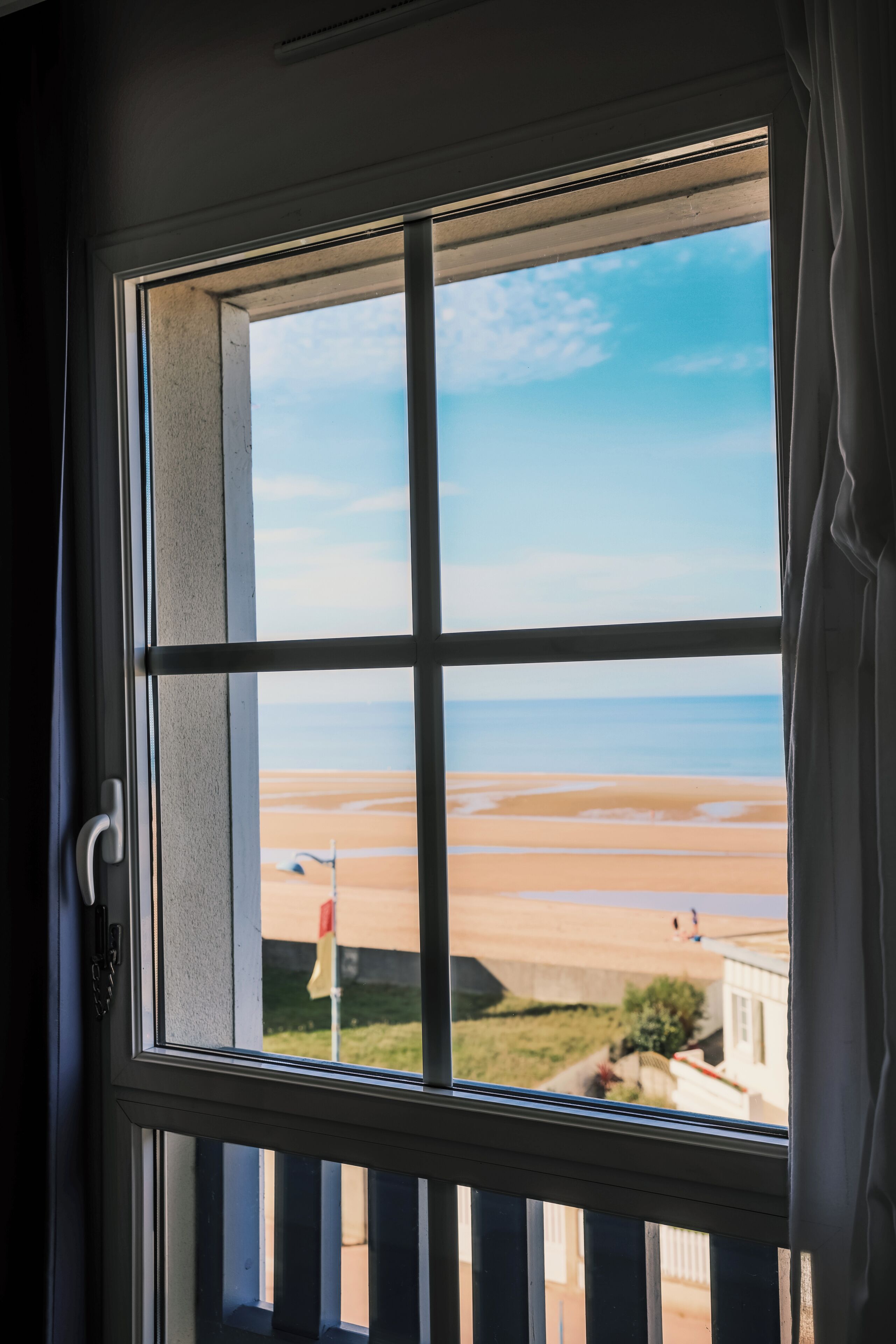 Standard Room, 1 Double Bed, Sea View | Blackout curtains, soundproofing, iron/ironing board, travel cot