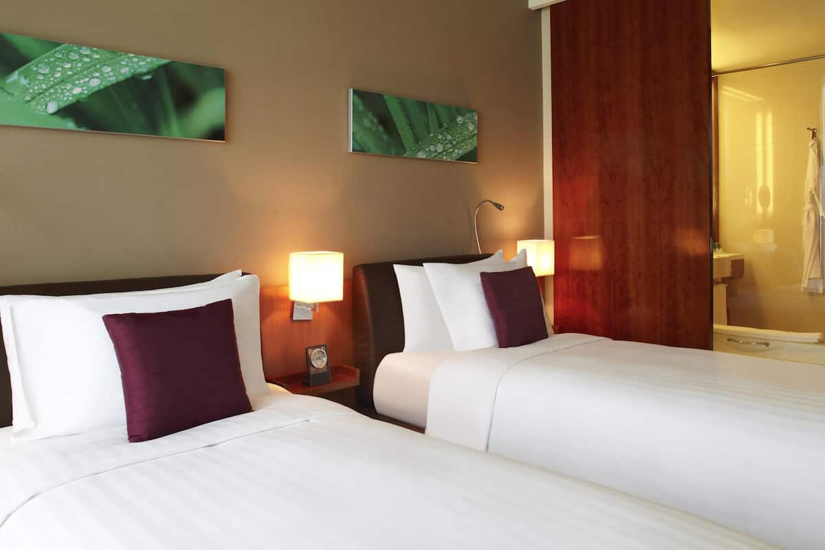 標準雙床房, 2 張單人床 | 1 間臥室、迷你吧、客房內保險箱、書桌