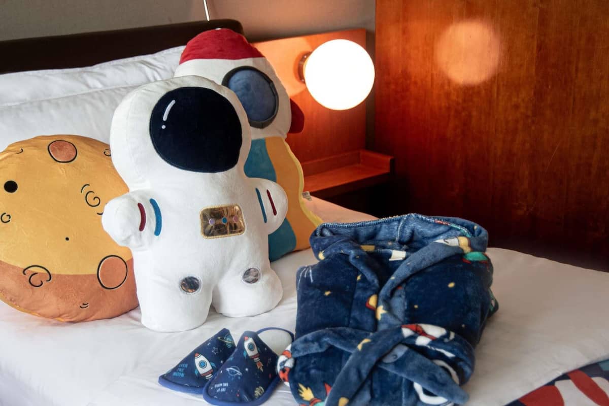 Family Room, Multiple Beds, Accessible