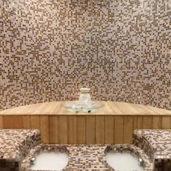 Couples treatment rooms, sauna, hot tub, steam room, body treatments