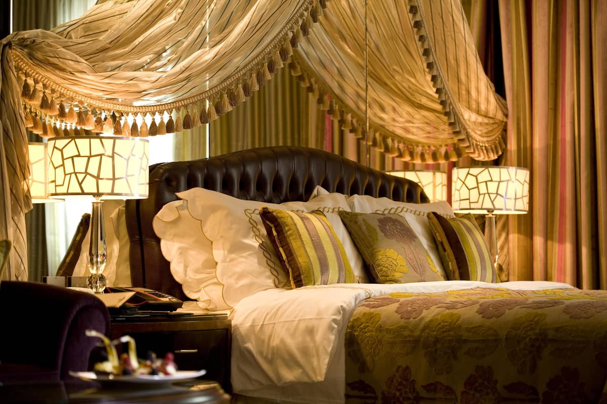 minibar, in-room safe, desk, blackout curtains