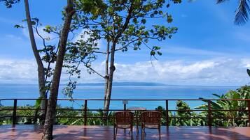 Bungalow Deluxe | Terraza o patio