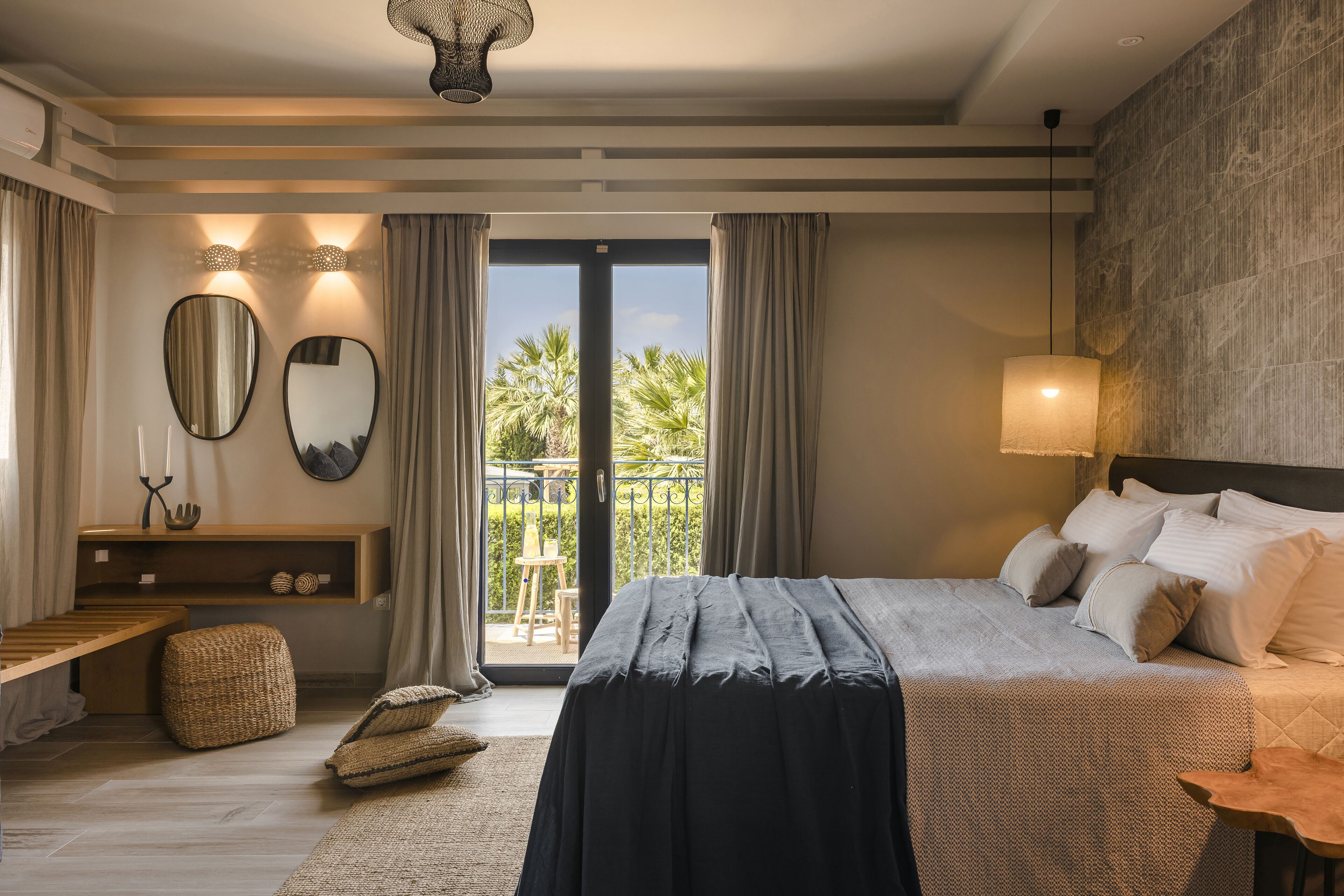 Deluxe Family Room | In-room safe, blackout drapes, iron/ironing board, WiFi (free)