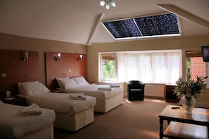 Family Room | Individually decorated, desk, iron/ironing board, free WiFi