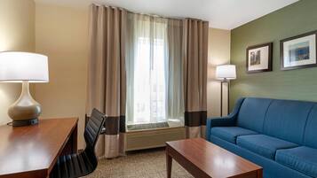 Suite, Multiple Beds, Non Smoking