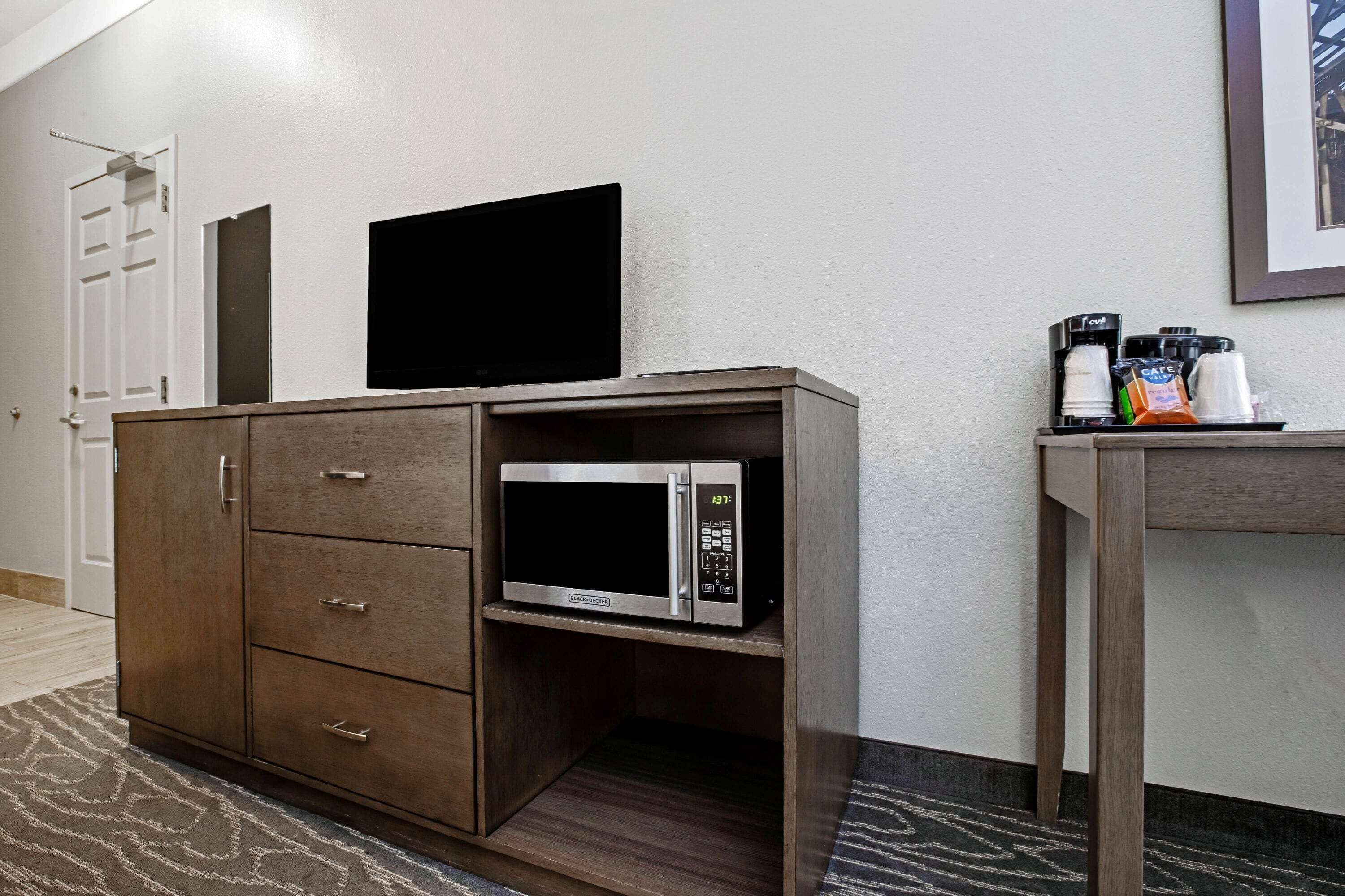 premium bedding, in-room safe, desk, iron/ironing board