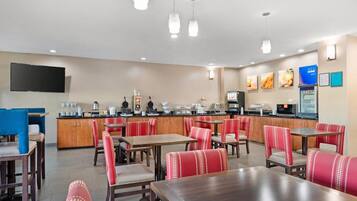 Esmorzar d'estil bufet gratuït