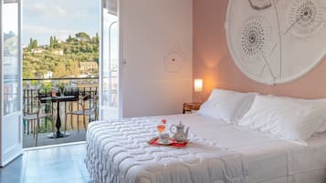 Camera Superior | Biancheria da letto di alta qualità, copriletto in piuma, minibar