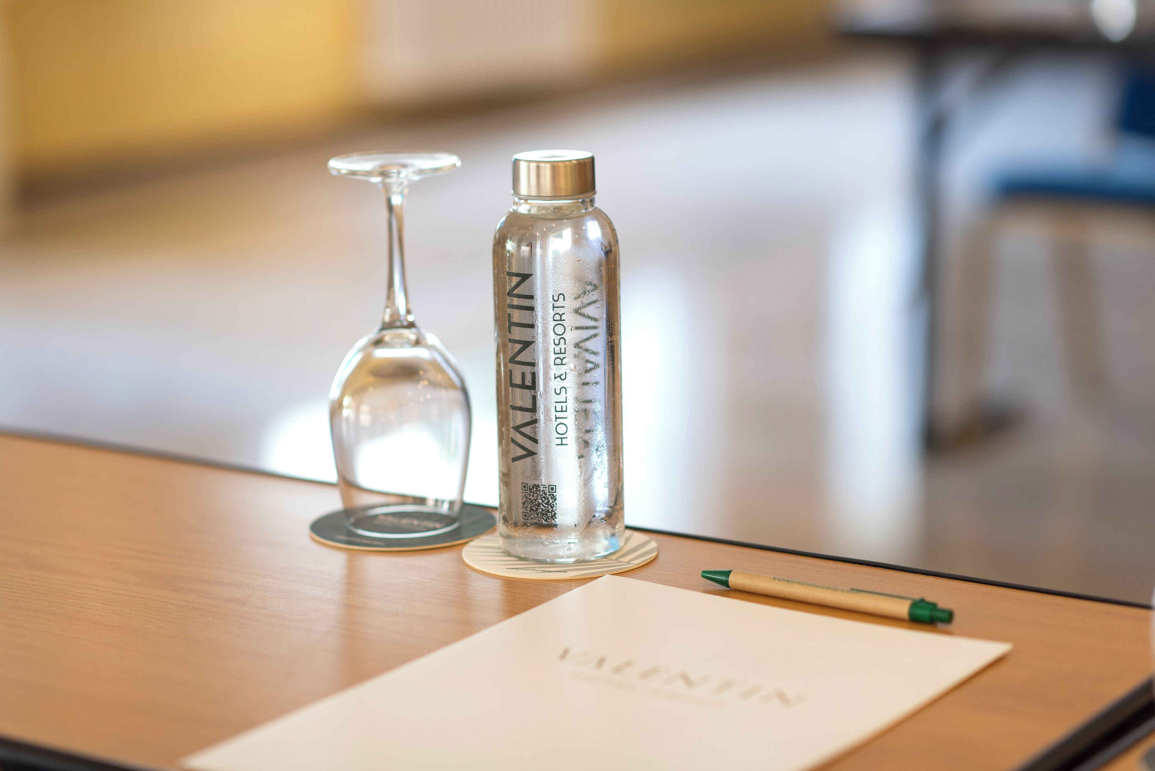 Foto - Valentin Reina Paguera - Adults Only