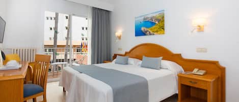 Literie de qualité, coffre-fort, bureau, accÚs au Wi-Fi (inclus)