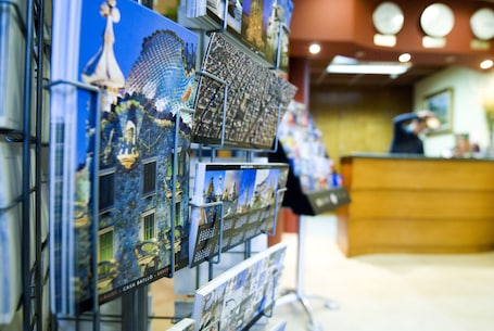 Recepción. Ciutat de Sant Adria