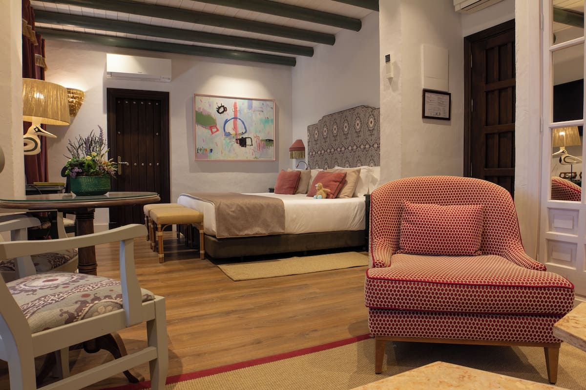 junior suite | 1 bedroom, minibar, in-room safe, individually decorated