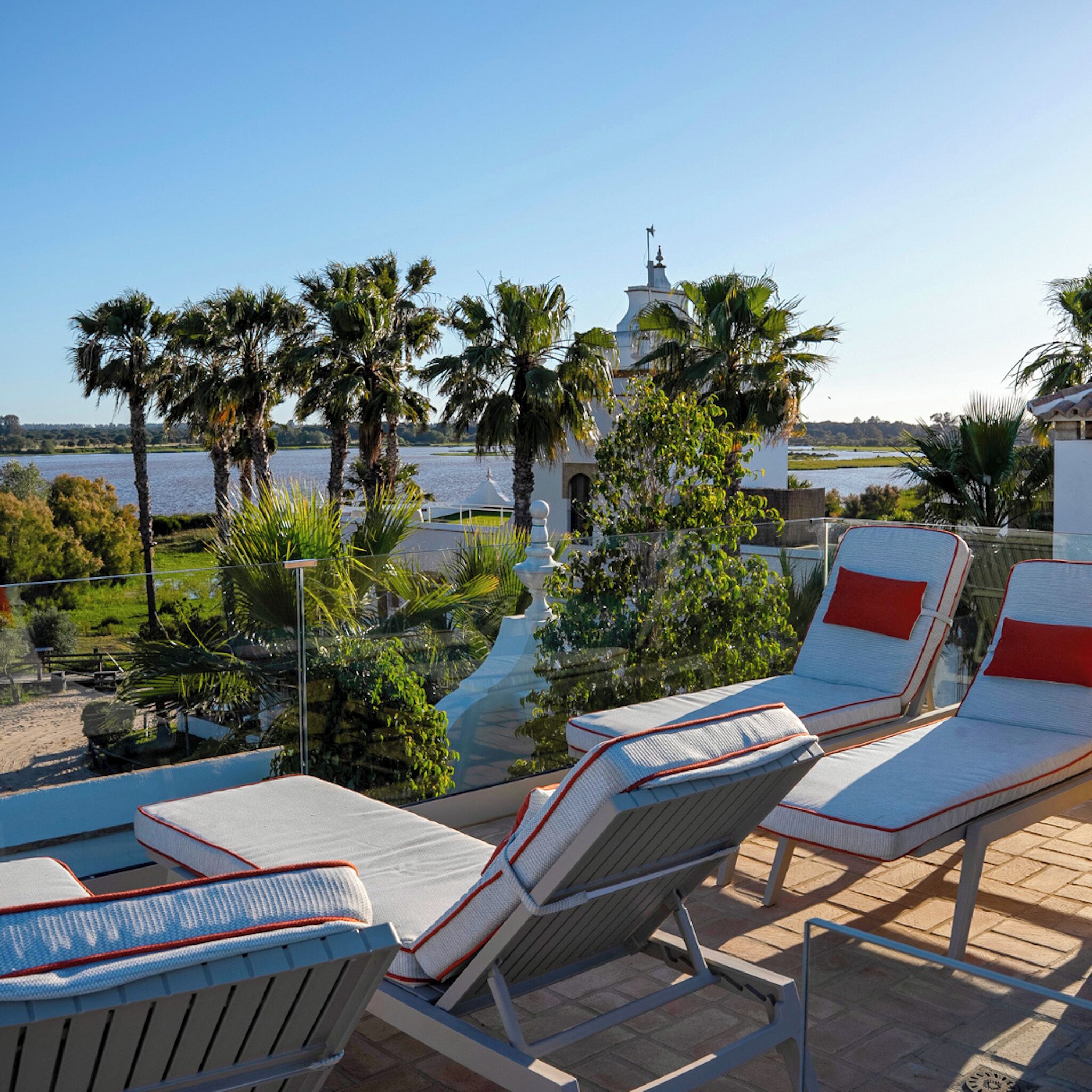 季節性室外游泳池