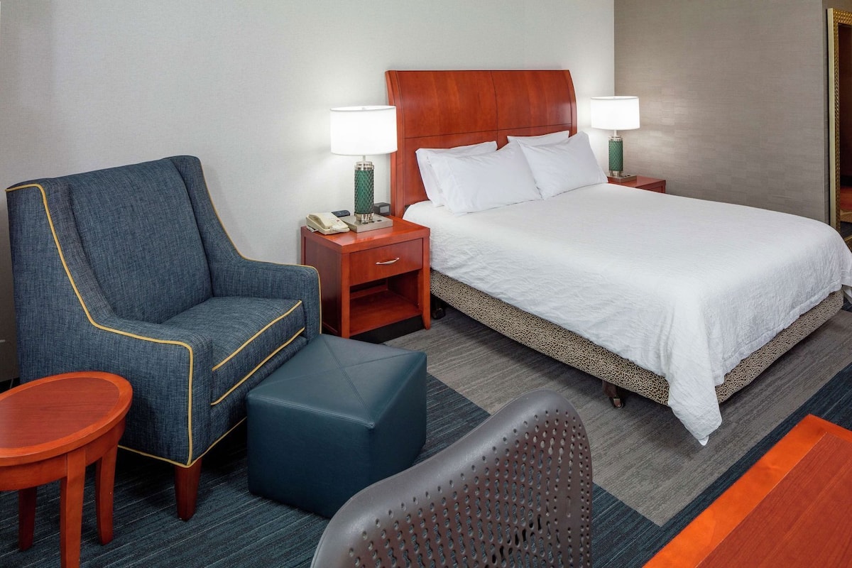 Premium bedding, down duvets, pillow-top beds, in-room safe