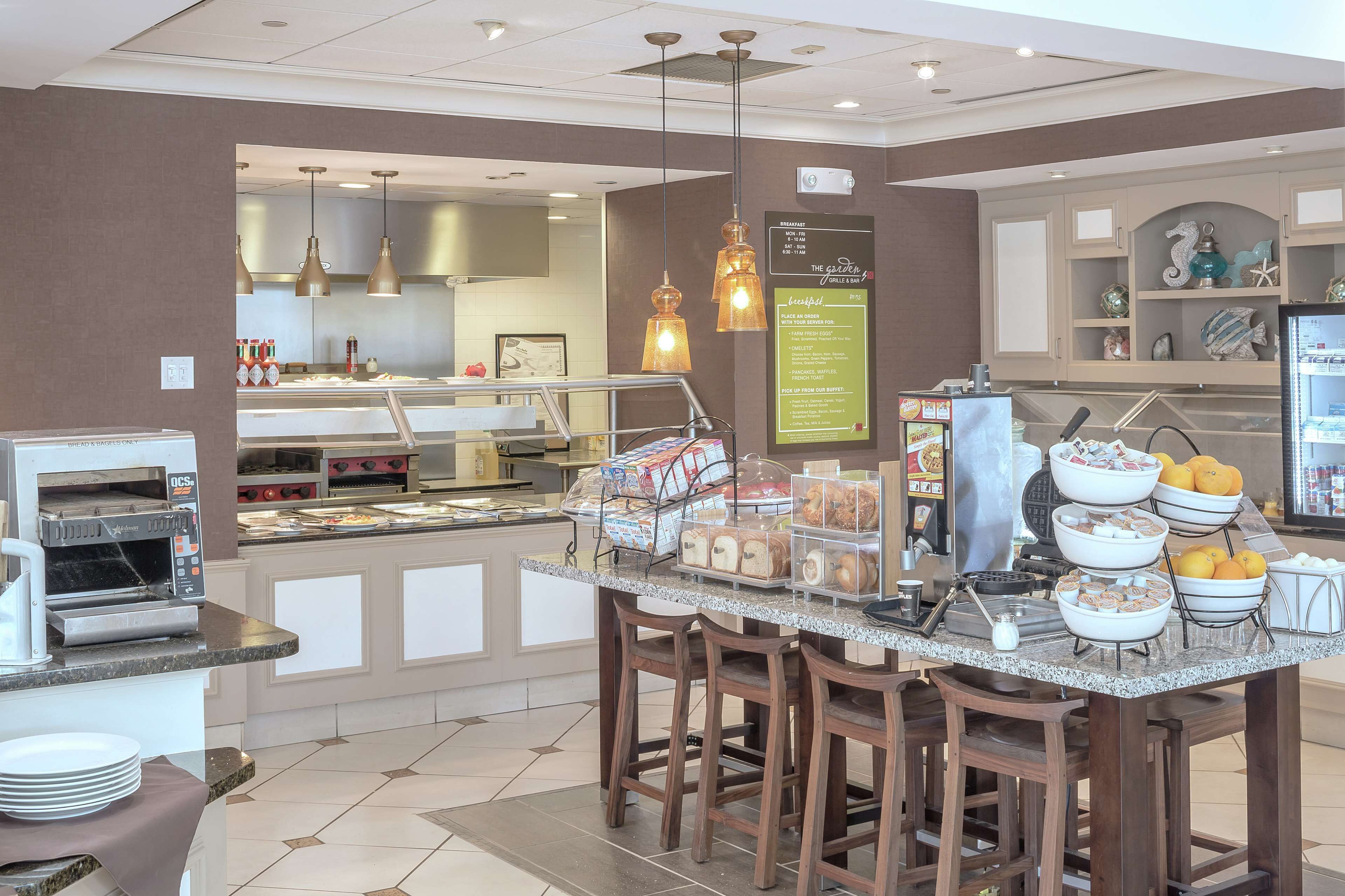 daily cooked-to-order breakfast for a fee