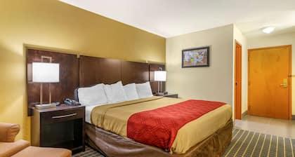 Econo Lodge Exit-29