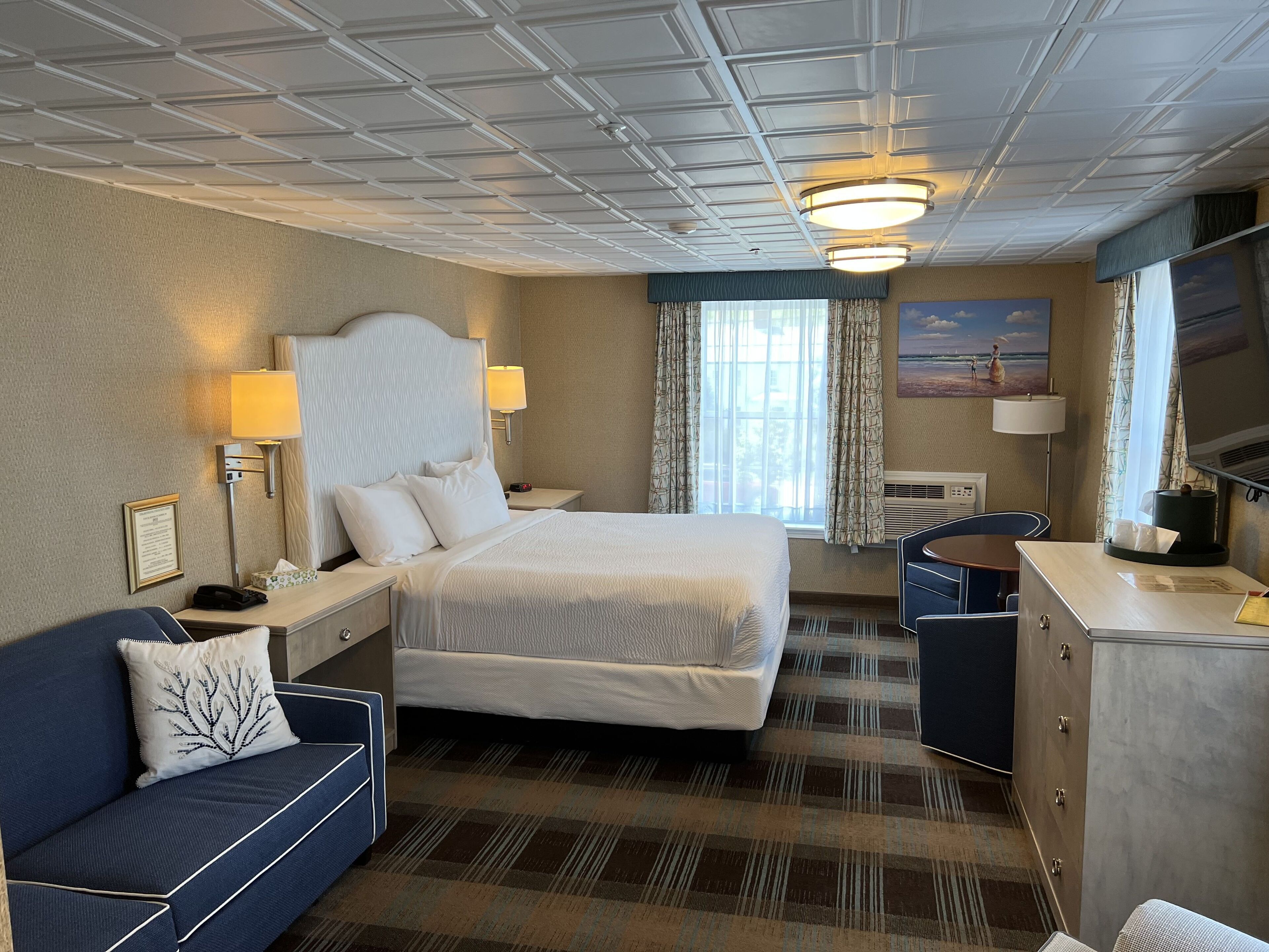 deluxe room | individually decorated, individually furnished, iron/ironing board