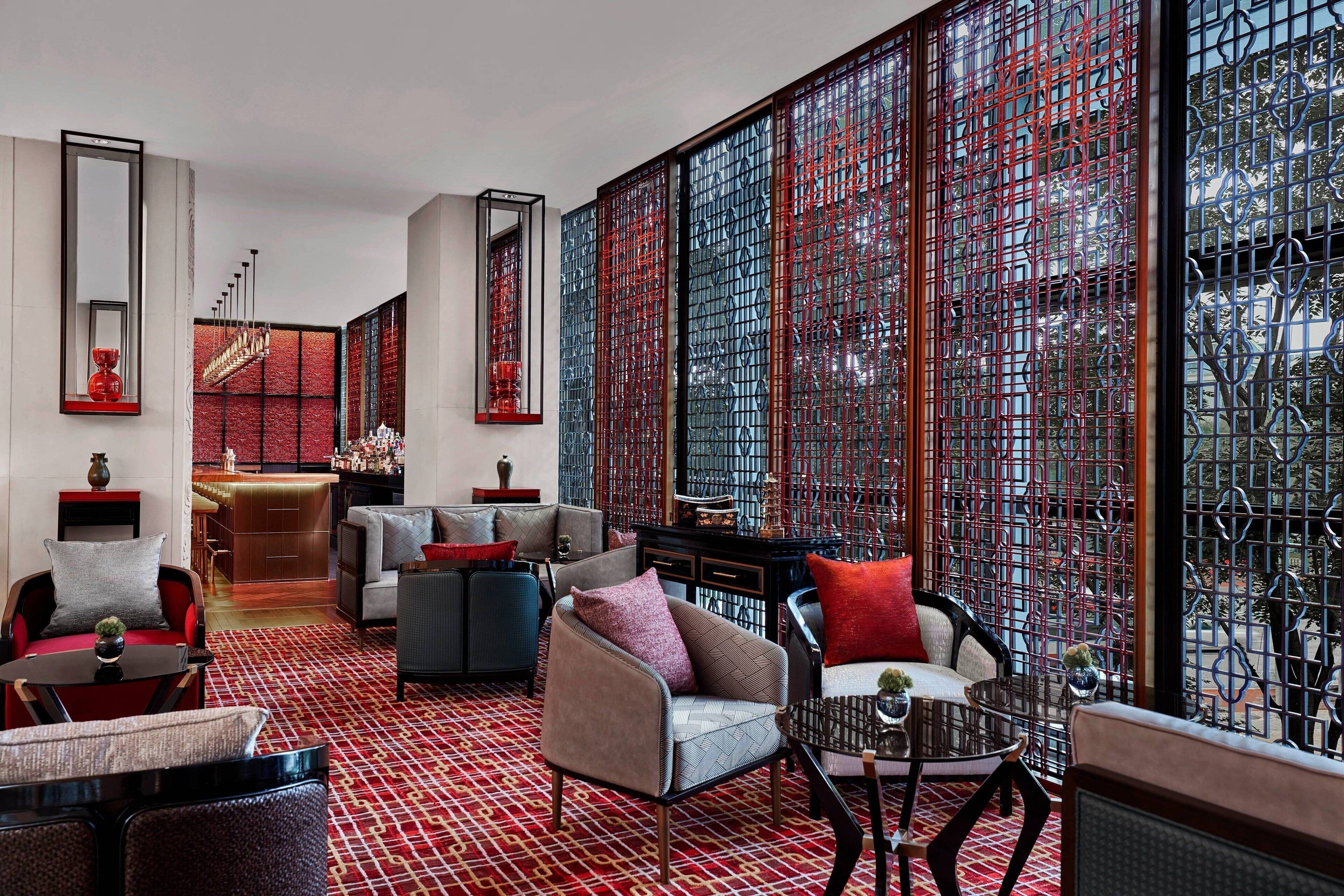 cocktail bar, garden views, open daily