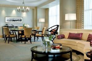 Executive Suite, 1 Bedroom | Premium bedding, down comforters, minibar, in-room safe - The Ritz-Carlton Beijing Financial Street (Beijing)