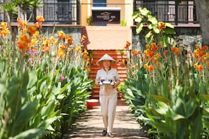 Interior entrance - Victoria Hoi An Beach Resort & Spa (Da Nang)