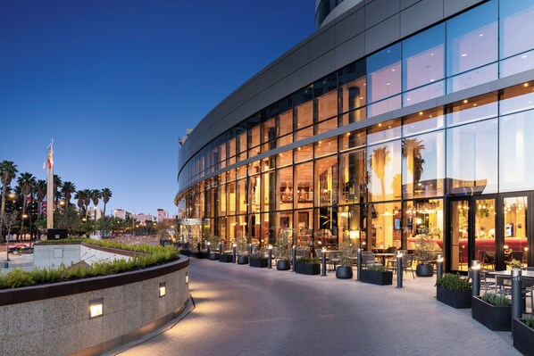 Front of property - Melia Valencia (Valencia)