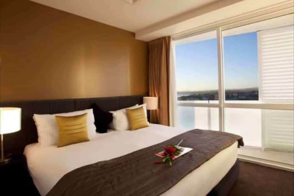 The Quadrant Hotel & Suites