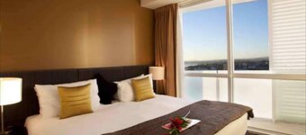 The Quadrant Hotel & Suites