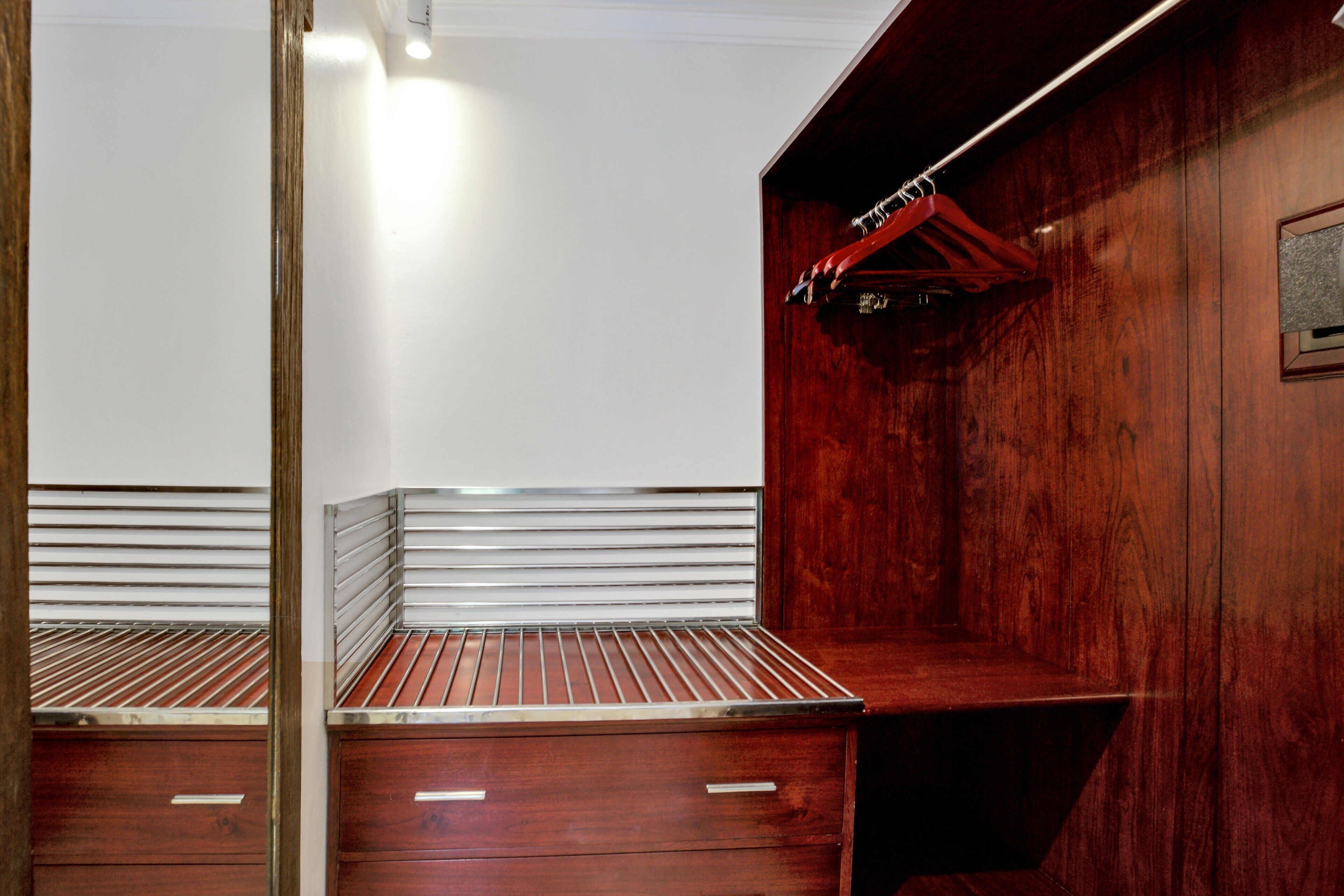 junior suite | 1 bedroom, free minibar items, in-room safe, desk