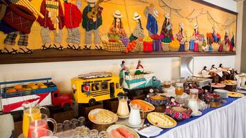 Desayuno buffet incluido todos los días
