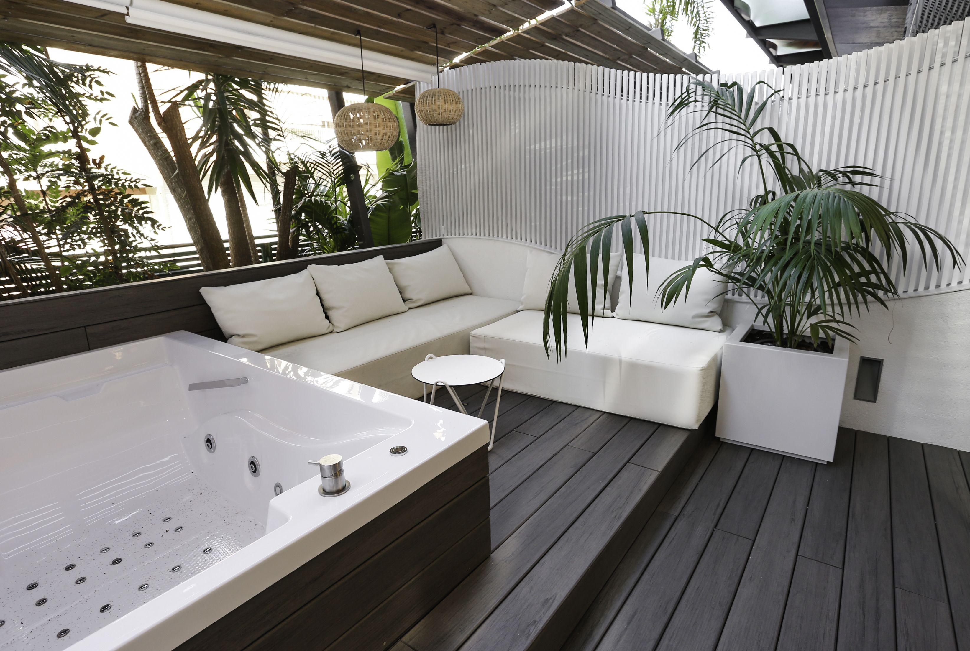 deluxe double room, hot tub | terrace/patio