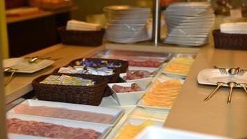 Daily buffet breakfast (EUR 21 per person)