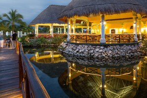 Lake - Grand Palladium Select White Sand Resort & Spa - All Inclusive (Kantenah)